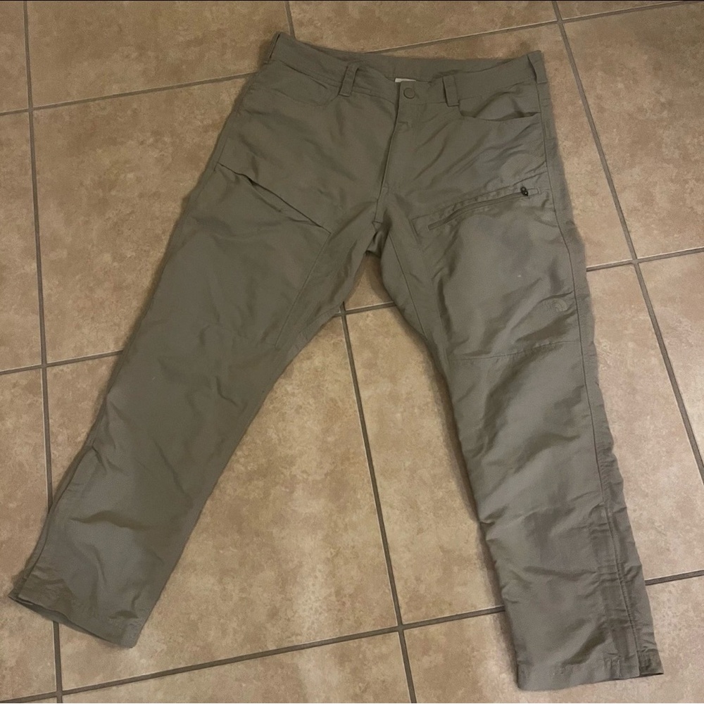 The North Face Paramount Trail Hiking Pants Cargo Utility Khaki Men’s 37 x 28*